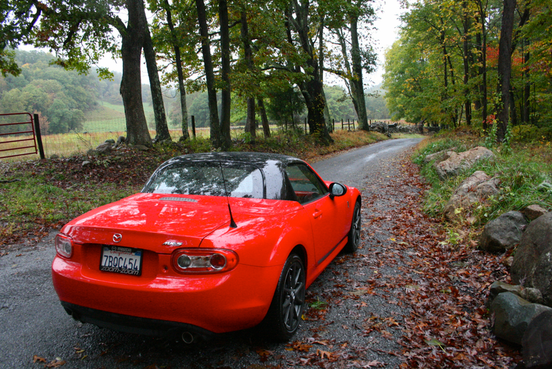 Illustration for article titled 2014 Mazda MX-5 Miata Club Edition: The Jalopnik Review